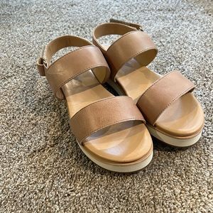 NIB Nisolo Go-To Platform Sandal Tan